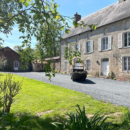 캐런탱 Domaine De L'Eau Partie B&B 외부 사진